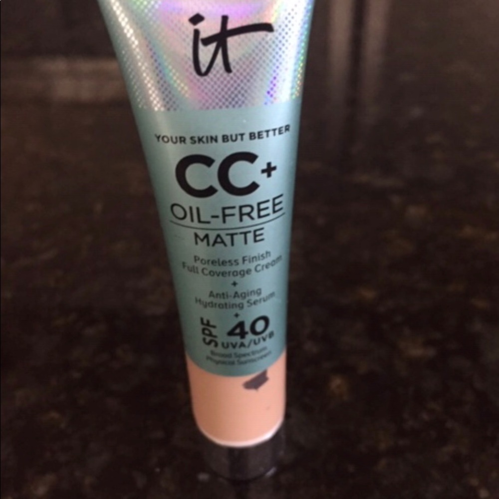 IT Cosmetics CC+ Cream Oil-Free Matte Light Mini